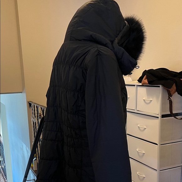 Columbia Women's Black Puffer Jacket with Fur Trim - Picture 2 of 3